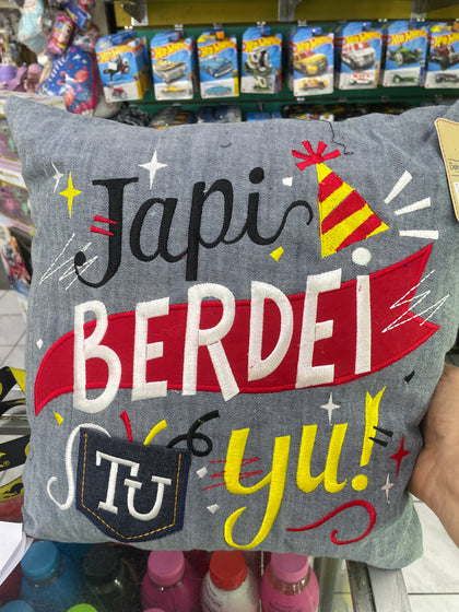 Almohada Cuadrada “Japi Berdei…”