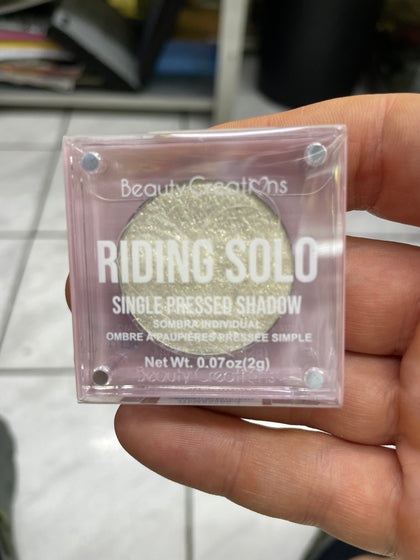 Beauty Creations Sombra Individual Spaces Out
