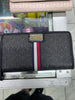 Cartera Tommy Hilfiger Estampado con Rayas