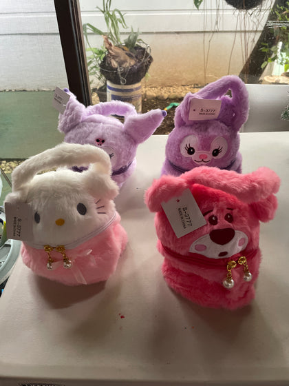 Bolsos de peluche de personajes