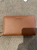 Cartera Tarjetero Anne Klein con tira cafe
