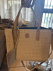 Bolso Tommy Hilfiger estampado crema