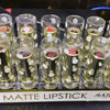 Labial matte amuse lunares blancos