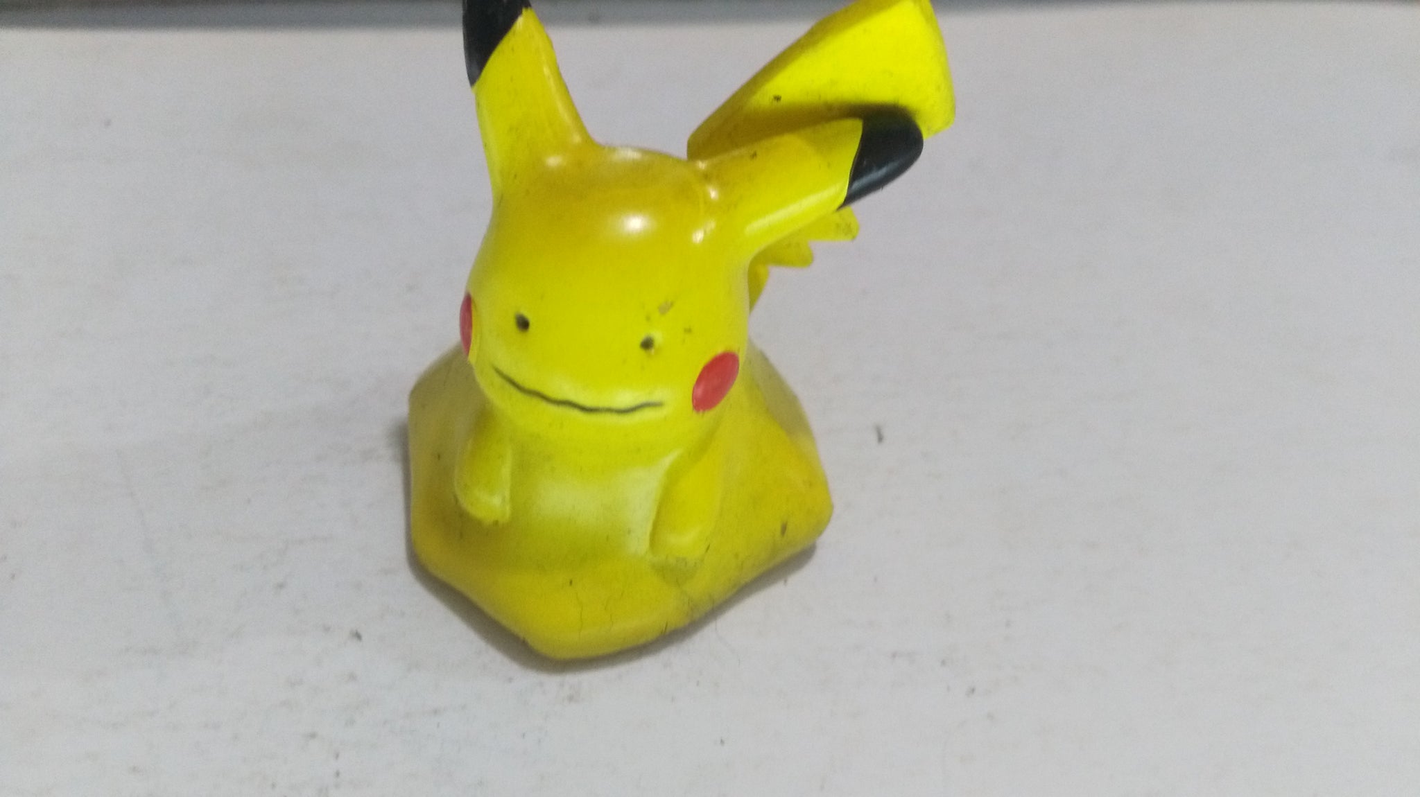 Figura pikachu