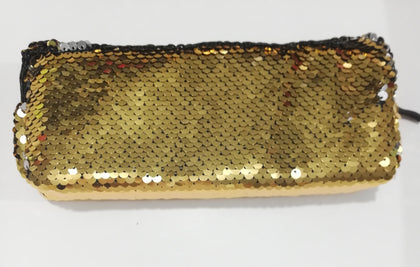cosmetiquera con lentejuelas