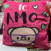 Almohadón rosado. Te amo chanchito