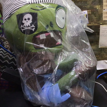 Peluche zombie pitara