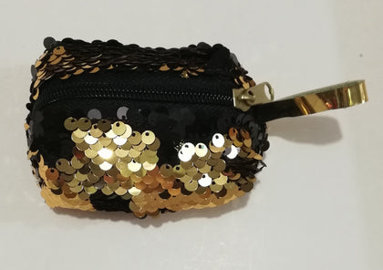 monedero con lentejuelas